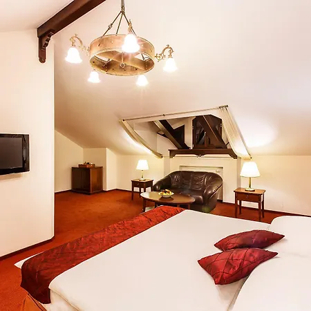 Hotel Bankov Koszyce