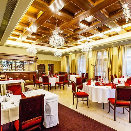 Bankov Hotel 4*