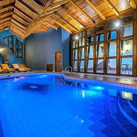 Hotel Bankov 4*