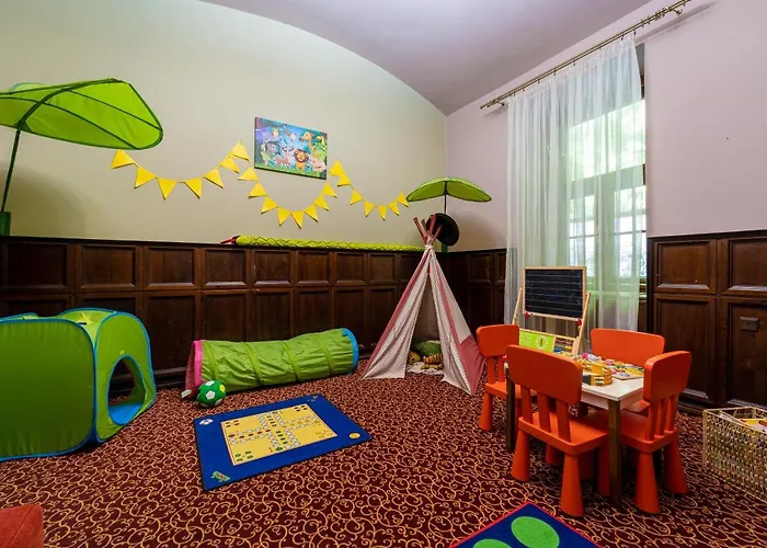 Bankov فندق كَشّا