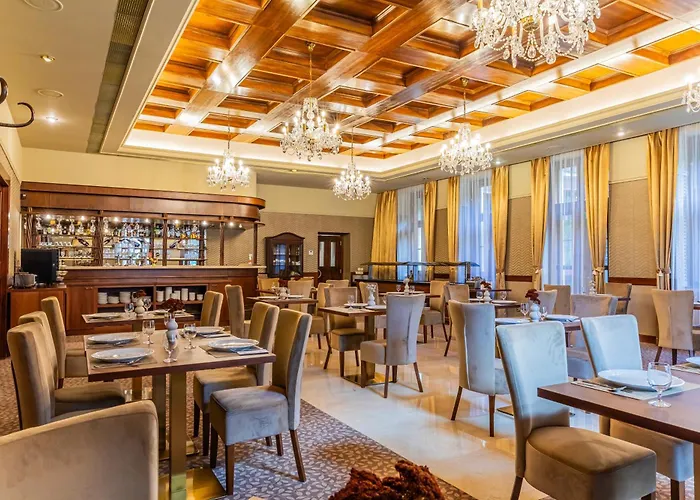 Bankov فندق كَشّا